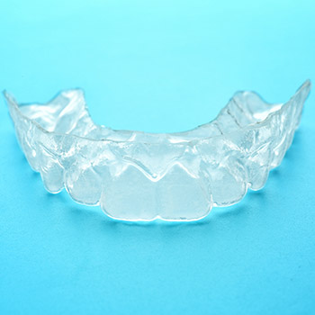 Clear occlusal splint